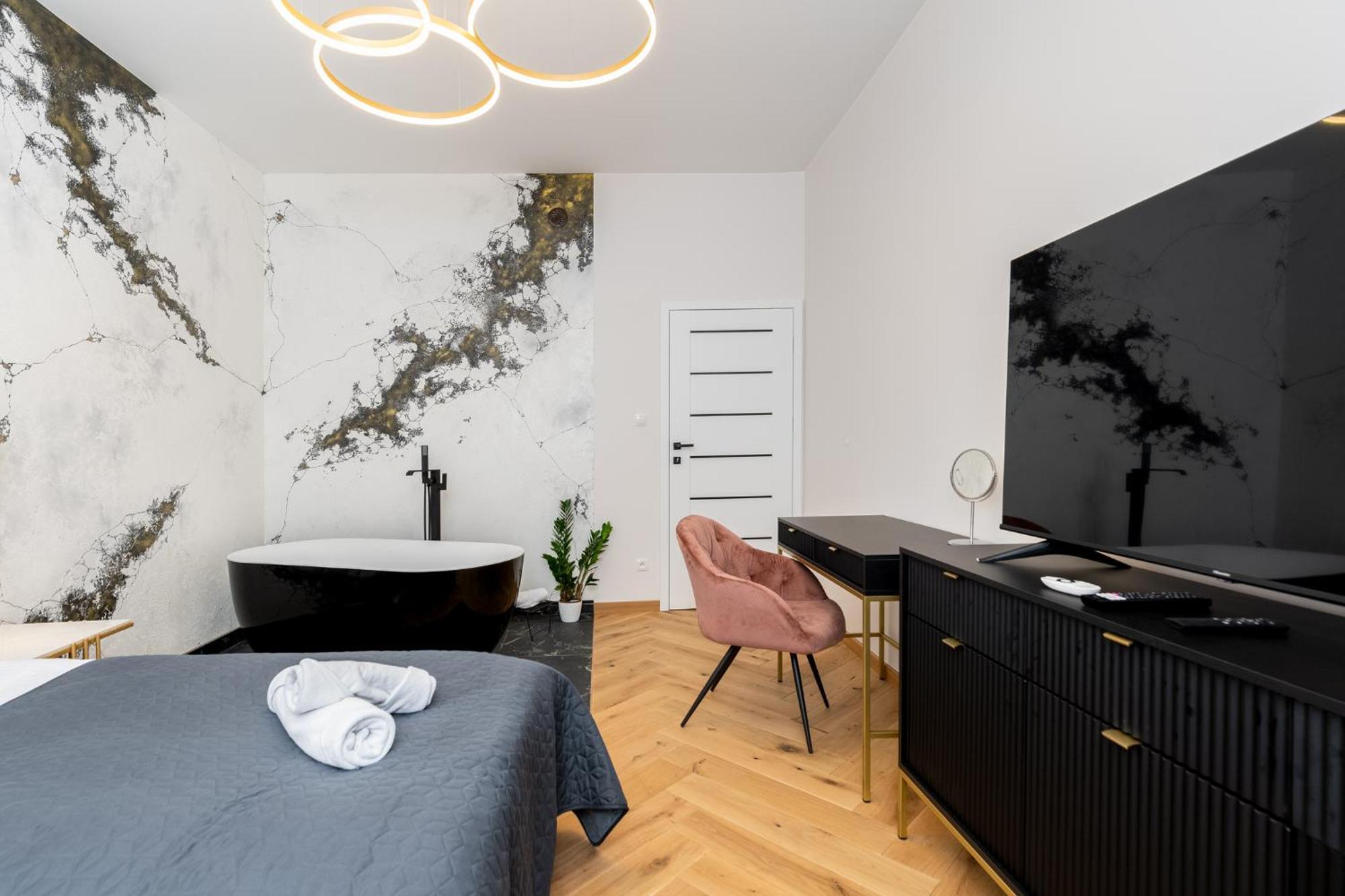 Spa Bedrooms With Sauna&Bath And Free Parking 克拉科夫 外观 照片