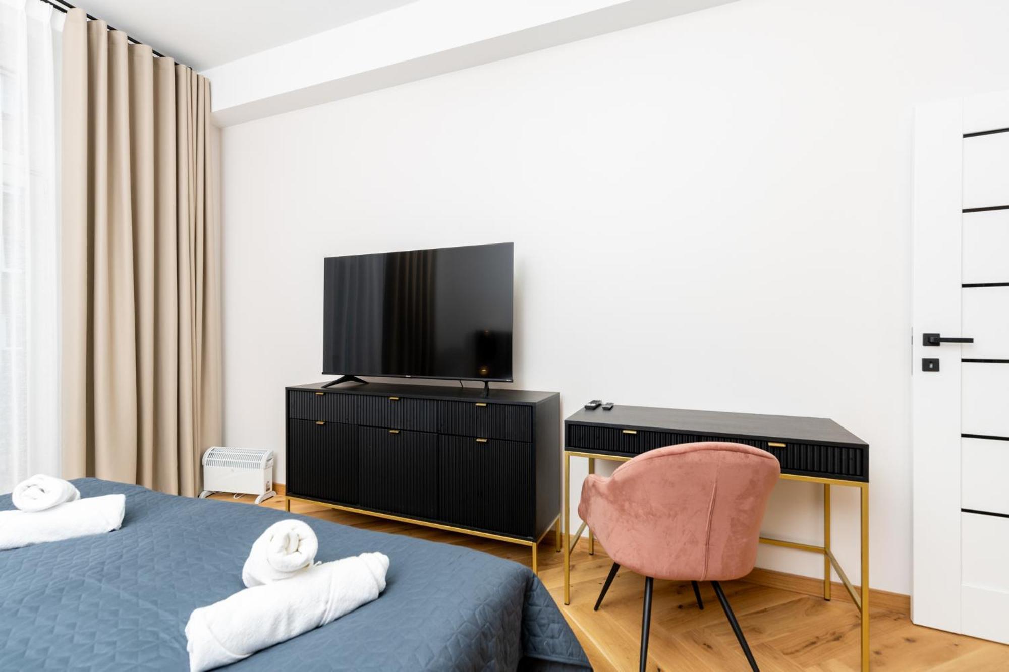 Spa Bedrooms With Sauna&Bath And Free Parking 克拉科夫 外观 照片